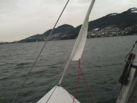 Wintersegeln mit der Sailbox mOcean auf dem Thunersee