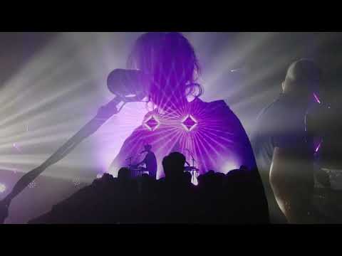 Scratch Massive - Last Dance [Live in Paris]