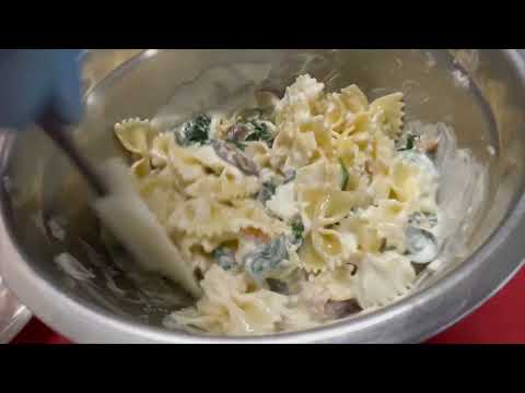 What's Cooking? Spinach Pasta