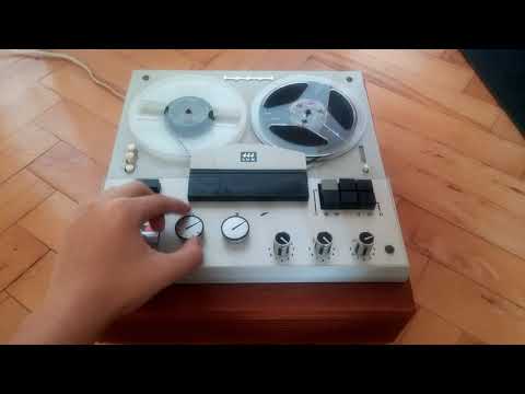 Magnetofon Tesla B444 Lux Super