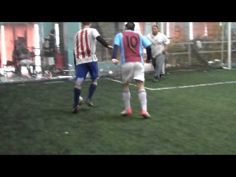 Puntinazo a la punta