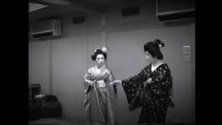A World of Music #001 - Japanese Geisha
