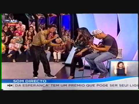 Angélico Vieira Canta Com A Mae @ Mama Africa
