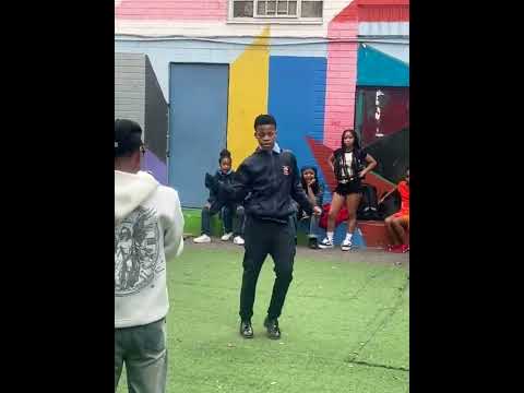 on the floor 😍😂💯#amapiano #amapianodancechallenge #sama28 #amapianotv #explore #sirtrill