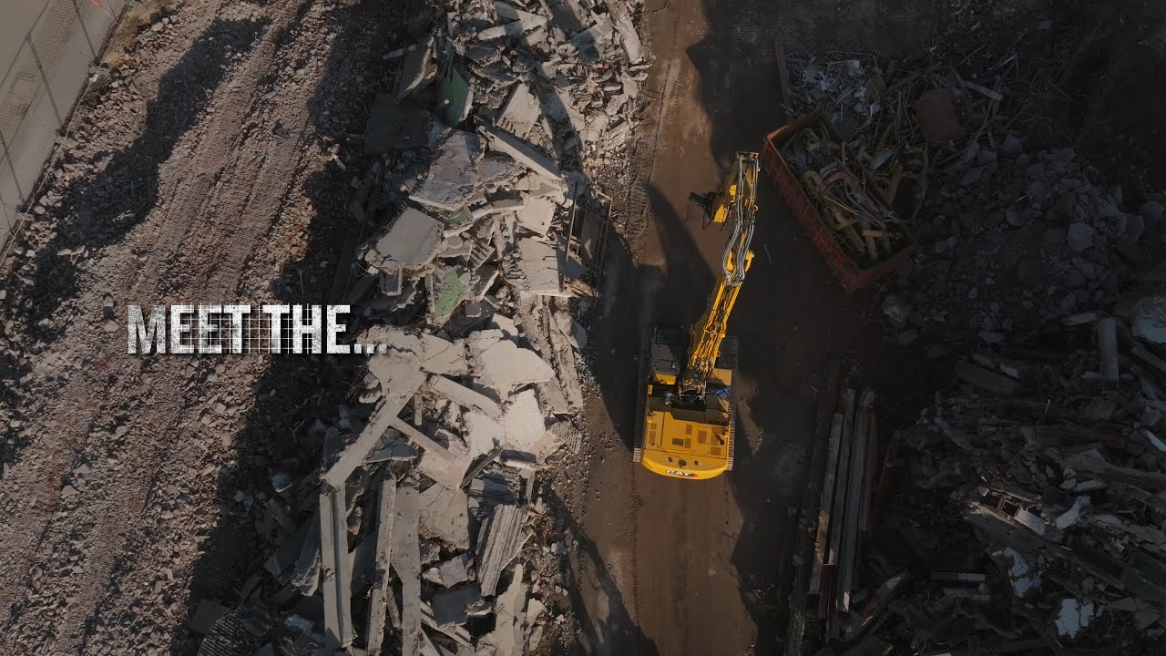 The Cat® 330 UHD - A Versatile Urban Demolition Machine for 5-6 Story Work