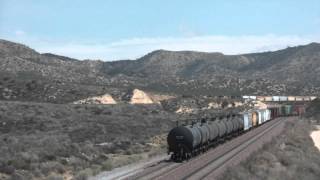 preview picture of video 'A Few Trains at Hill 582 on Cajon Pass HD'