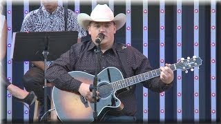 Jake Worthington | Don&#39;t Close Your Eyes | The Voice S6 Top 12 | Universal CityWalk