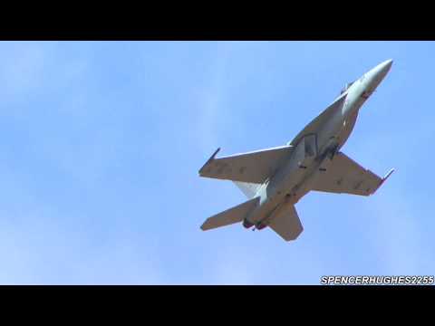 2012 Reno Air Races - FA-18E Super Hornet Demo (Friday)