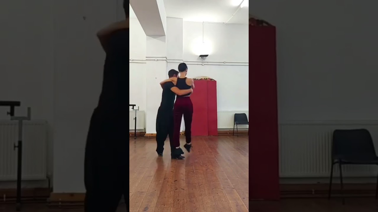 Playing creative tango movement ❤️Paula Duarte y Vincent Simone #tango #tangoargentino #танго