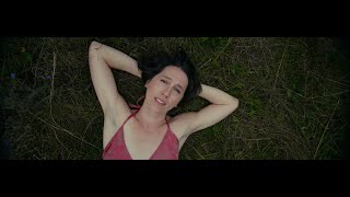 Anna Hauss – Timing