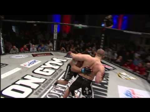 UCMMA 36 - Nick Chapman vs Carl Kinslow -