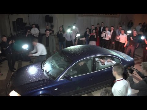  Studniówka 2 LO Suwałki, co zrobić gdy zabraknie prądu? Passat zamiast poloneza!
