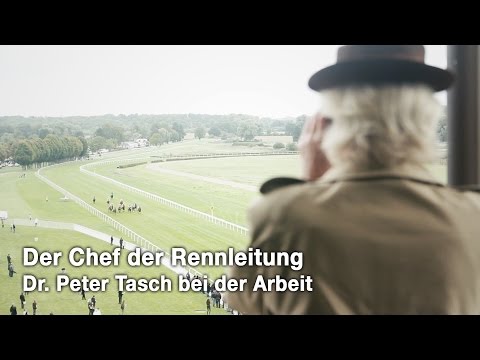 Der Chef der Rennleitung - Dr. Peter Tasch bei der Arbeit