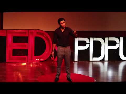 An outsider in an insider world | Amit Sadh | TEDxPDPU