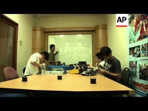 TEACHING ROBOTICS IN THE CLASSROOM - YouTube