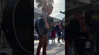 Africa - Toto (looper / street style)