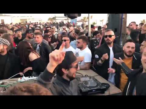 LEON plays Off Key - Hop Rolla at CAPRI BEACH Naples