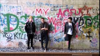 One Dead Cop (Leftöver Crack Cover)- My War