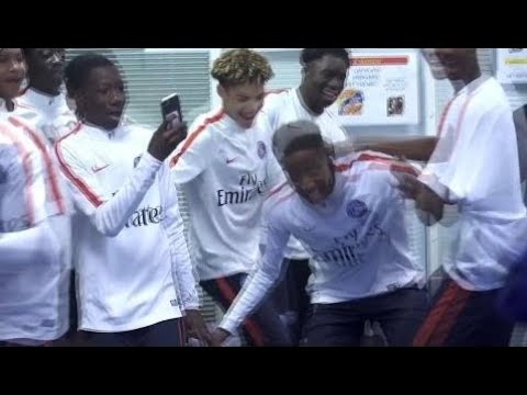 프랑스 여성 프리스타일러  vs  PSG u17
