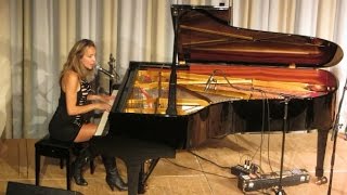 Melanie Dekker - Speechless (live on a Grand Piano)