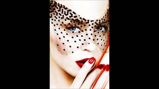 Kylie Minogue-King or queen