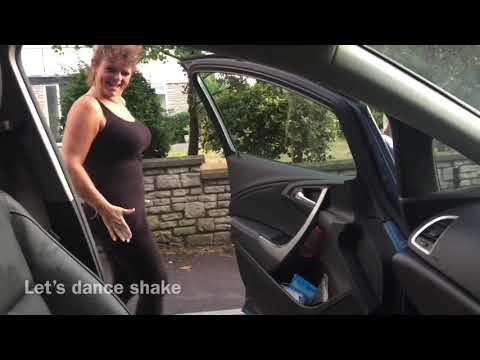 Deaf Wonder Woman Kiki Challenge