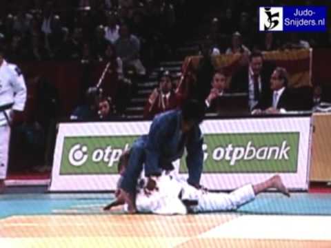 Judo 2009 Paris: Bermoy (CUB) -  Climence (FRA) [-48kg].