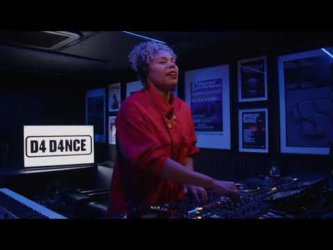 Alex Mills Live @ D4 D4NCE Christmas Showcase