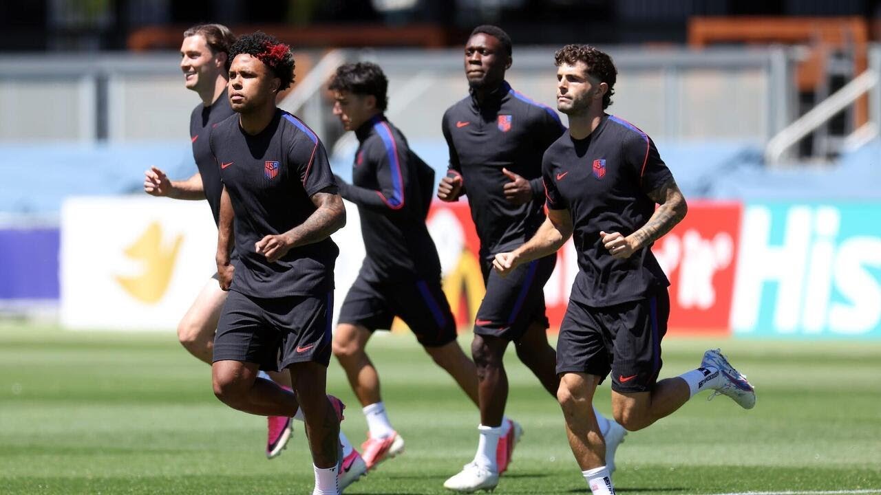 U.S. prepares to take on Bosnia and Herzegovina in World Cup knockout stage