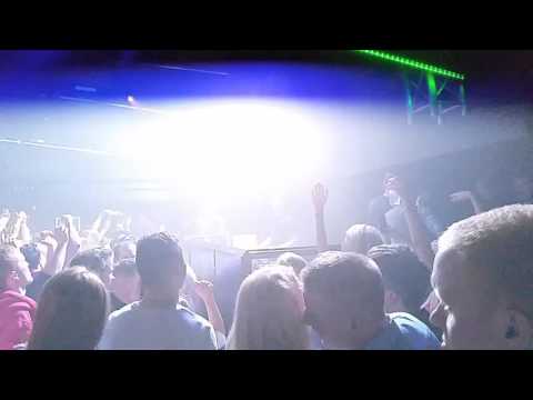 Pete Tong drops Daniel Avery - Need Electric (Audion Remix) @ Air Amsterdam 15-10-15