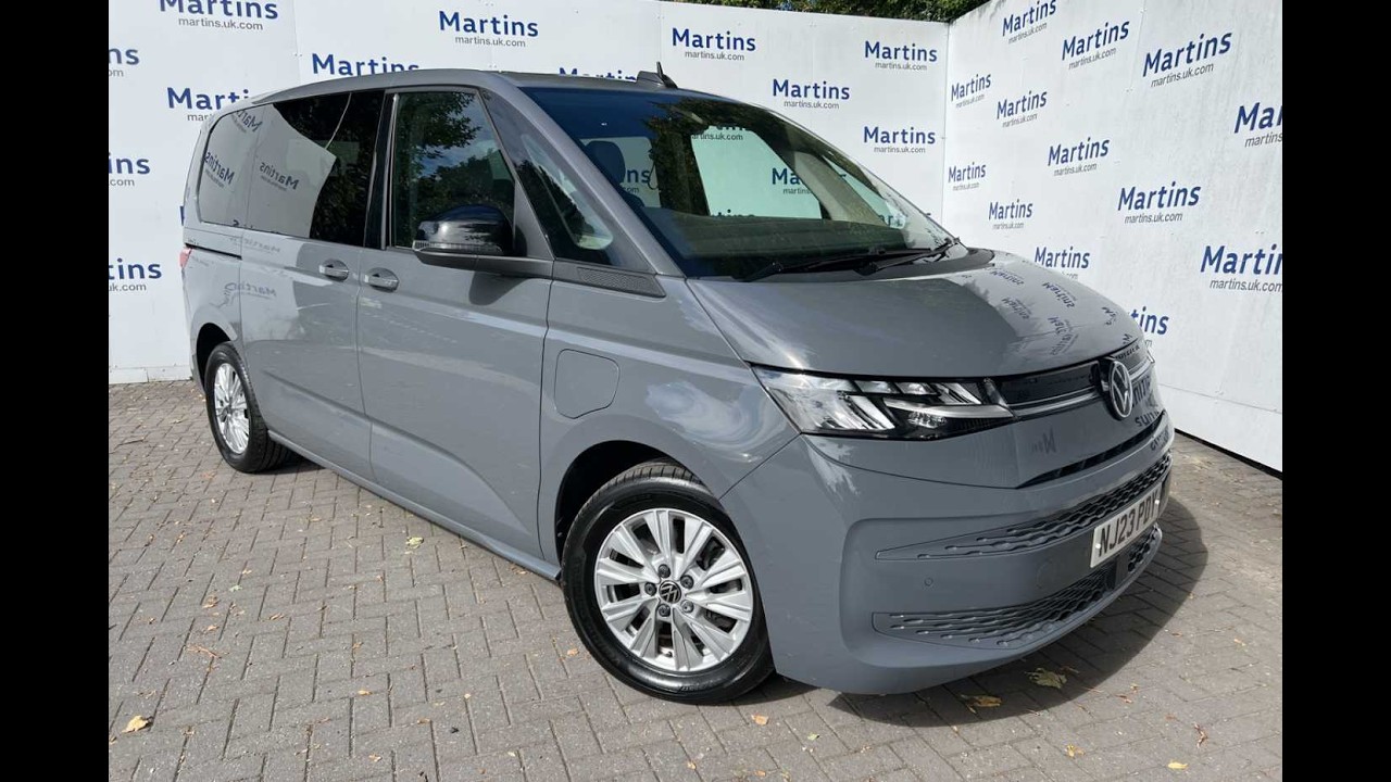 Multivan eHybrid 1.4 TSi DSG Life SWB, One Owner 23,000 Miles, Air Conditioning, App-Connect,