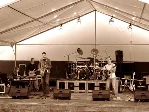 The Around Cube - Grey Skies