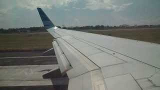 preview picture of video 'Garuda Indonesia (PK-GEI) Take Off in Juanda Airport, Surabaya (WARR/SUB)'