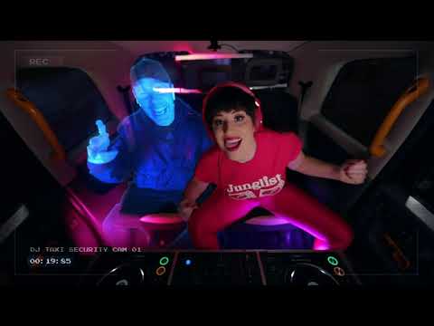 Charlotte Devaney presents The Hologram Sessions live from DJ Taxi w/ BellyMan & Trigga