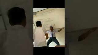 Download lagu Reog nya lagi sekolah🤣 ll mem lucu #shorts #ngakak mp3 Download lagu Reog nya lagi sekolah🤣 ll mem lucu #shorts #ngakak mp3
