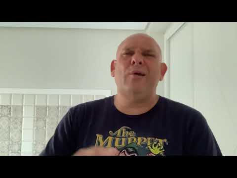 The story of the satirical castaway 😂😂😂 by Commander Lara