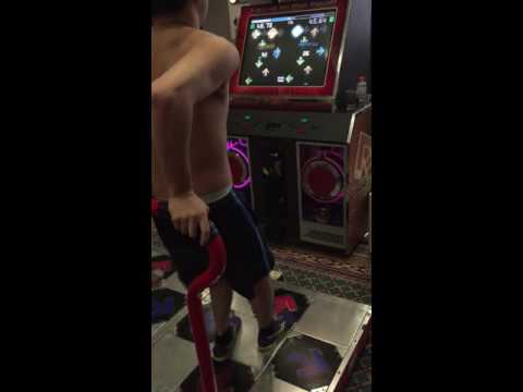 Vincent vs Zack - Showdown - ITG Upper - DDR Storm 2016