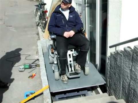 Lift für Rollstuhlfahrer Schwenklift I