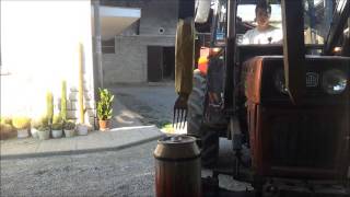 Opening beer with front loader (Univesal 640dtc)