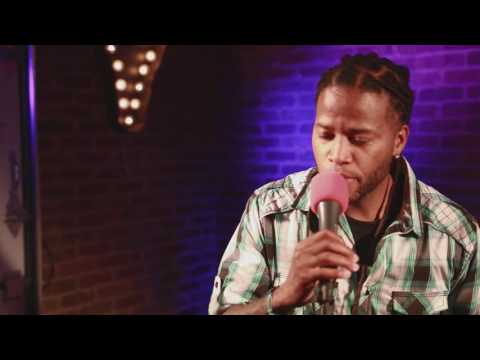 Tennesse Bloodhound by Larry Carr (Featuring Edward Dean on Guitar)