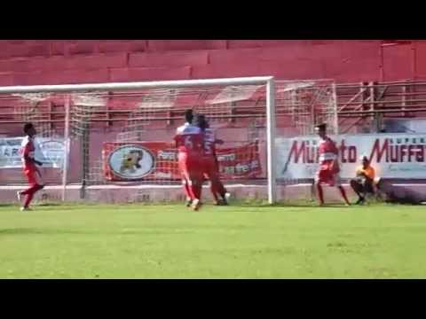 Defesa de penâlti do goleiro EDGARD BRATFISCH do ACP Sub 15 - ACP/15 x Coritiba no WW 09.05.2015