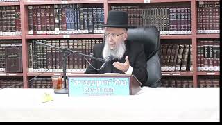 הרב גדעון בן משה : טו בשבט כהלכה.   חלק א (כולל חזון עובדיה) - התמונה מוצגת ישירות מתוך אתר האינטרנט יוטיוב. זכויות היוצרים בתמונה שייכות ליוצרה. קישור קרדיט למקור התוכן נמצא בתוך דף הסרטון