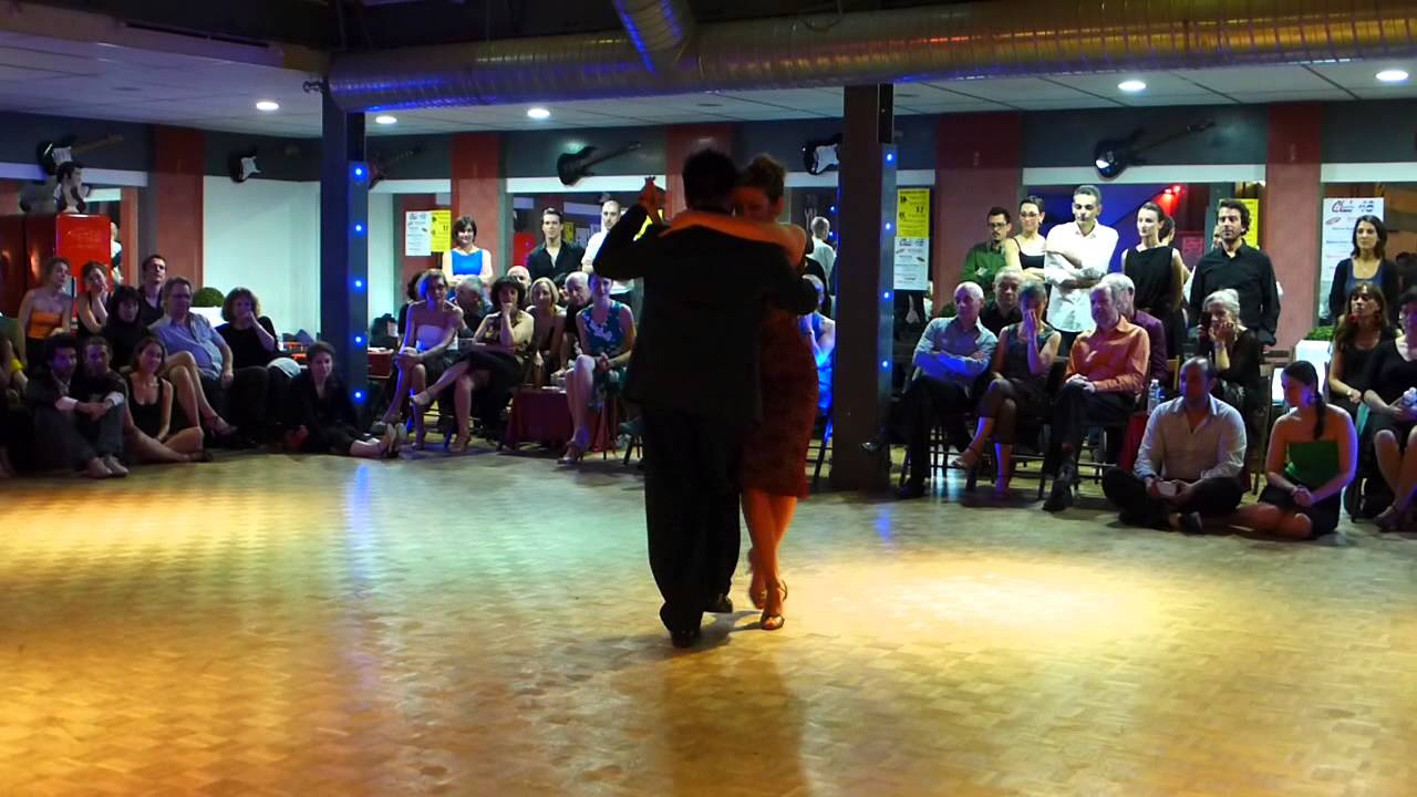 Noelia Hurtado y Carlitos Espinoza   -Milonga- -TNT LYON TANGO- 10/04/15
