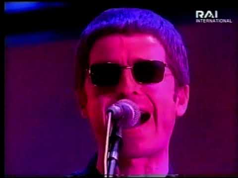 Oasis - Piazza San Giovanni, Rome, Italy (01/05/2002) [PRO/Master]