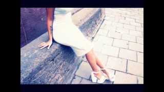 A Vanilla Dream - Linn Otterbeck in Vanilla Dress