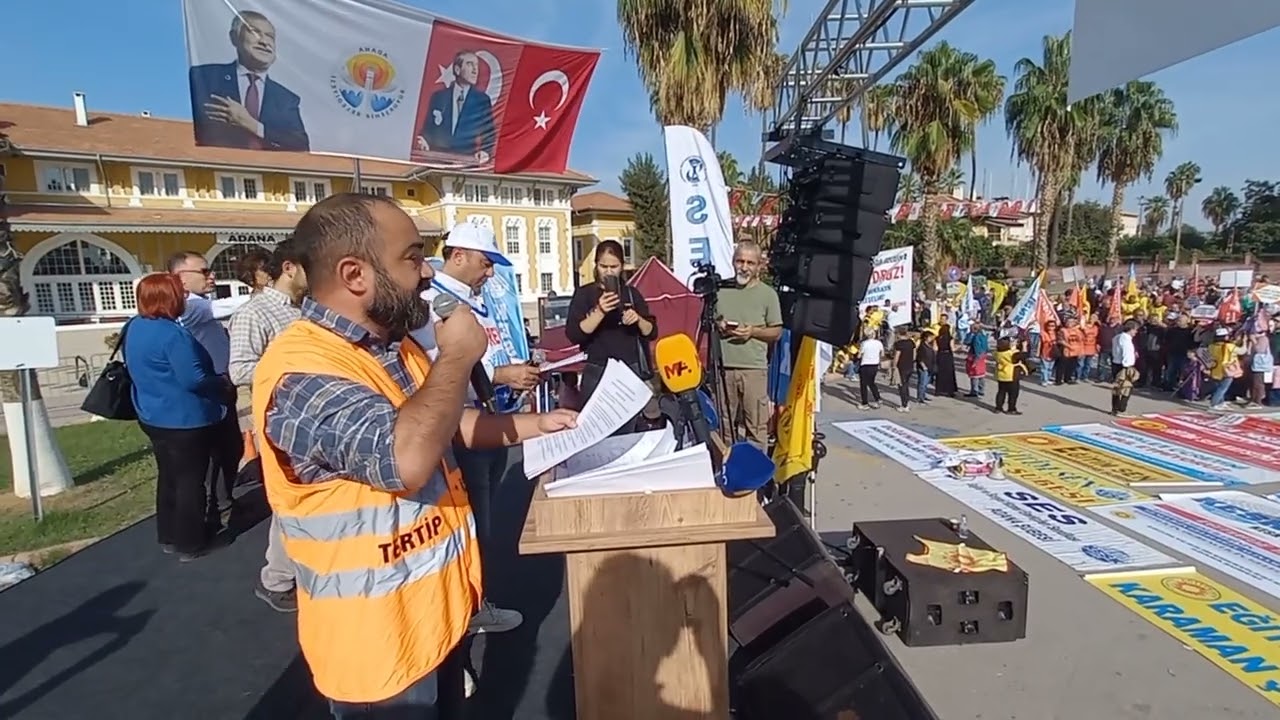 Fatih Toprak, "Geçinemiyoruz" Mitinginde Tertip Komitesi Adına Konuştu.