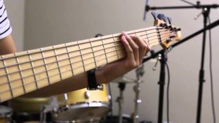 Laura Pausini -  Me Siento Tan Bien (Bass Cover)