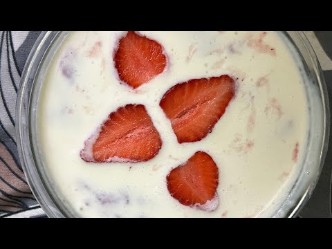 Healthy dessert Strawberry ice cream with out maida and eggs