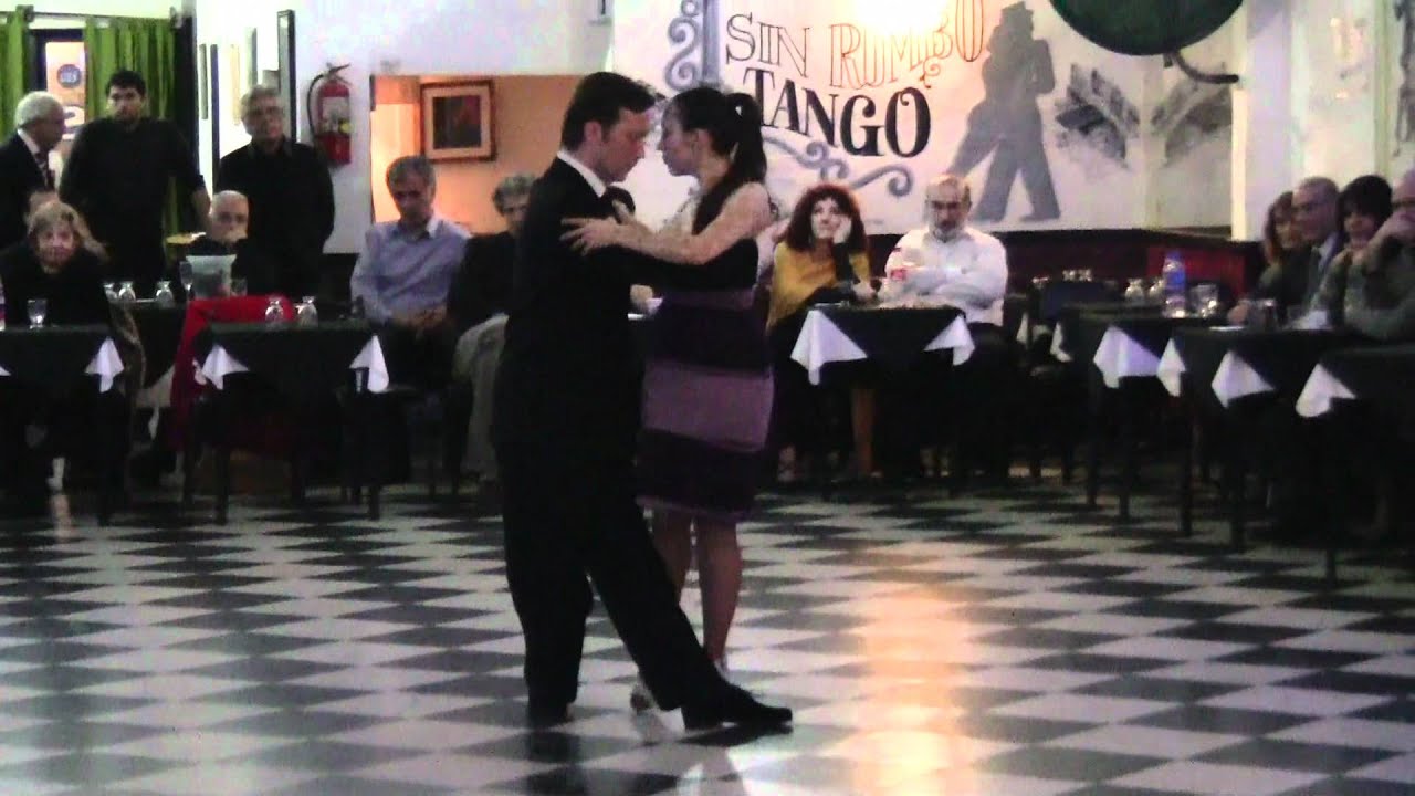 Vladimir Khorev y Sabrina Tonelli en Sin Rumbo