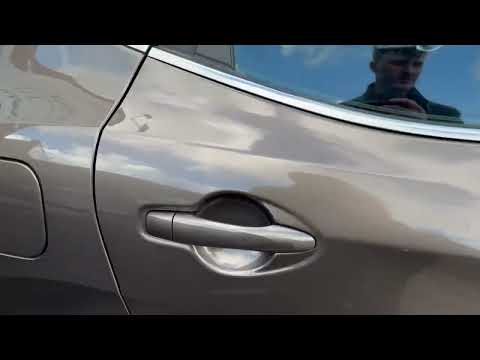 Nissan Qashqai 1.2 SV AUTO 5DR - LOW KMS - PANROOF - Image 2